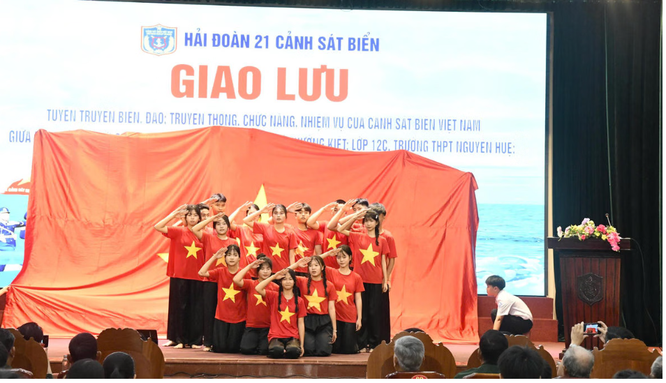 TRƯỜNG THCS LÝ THƯỜNG KIỆT TỔ CHỨC HOẠT ĐỘNG TRẢI NGHIỆM, HƯỚNG NGHIỆP NĂM HỌC 2024 – 2025